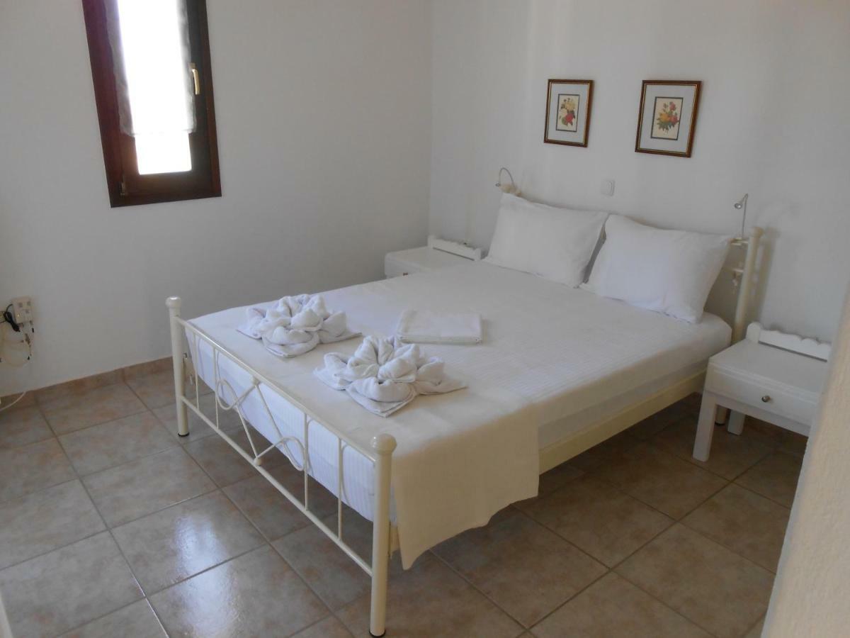 Apartments Márpissa מראה חיצוני תמונה